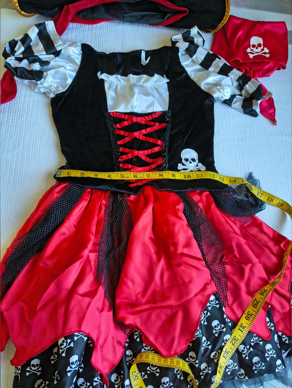 Girls Pirate Costume Dress Hat Set Size 12-14 Large Halloween Swashbuckler. - Picture 8 of 10